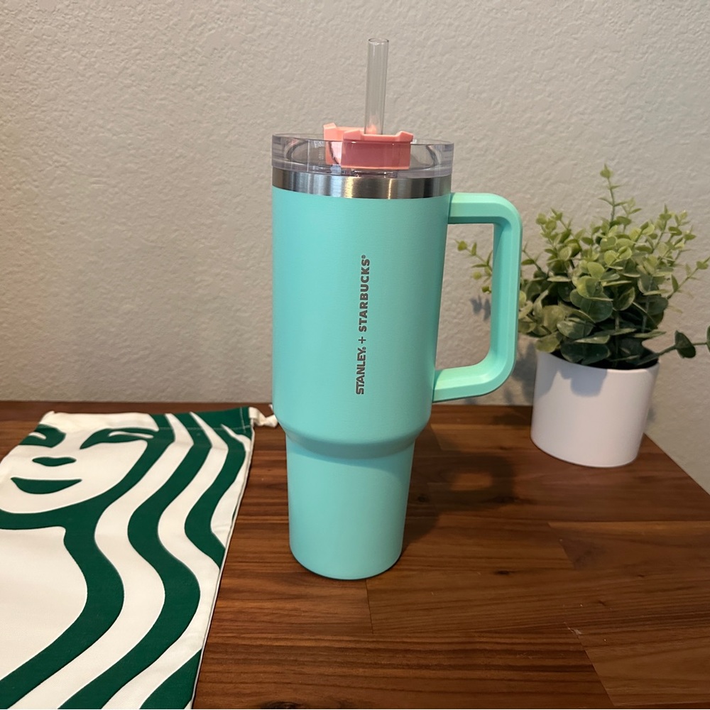 Stanley Starbucks 40oz Adventure Quencher Pink Turquoise